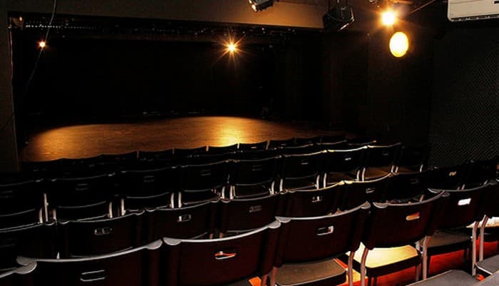 tatavla-sahne-kapilarini-konuk-tiyatrolara-aciyor